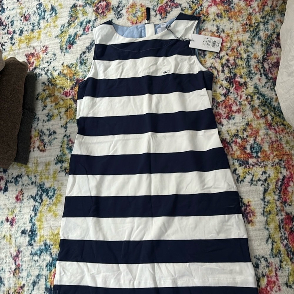 Vineyard vines dress
